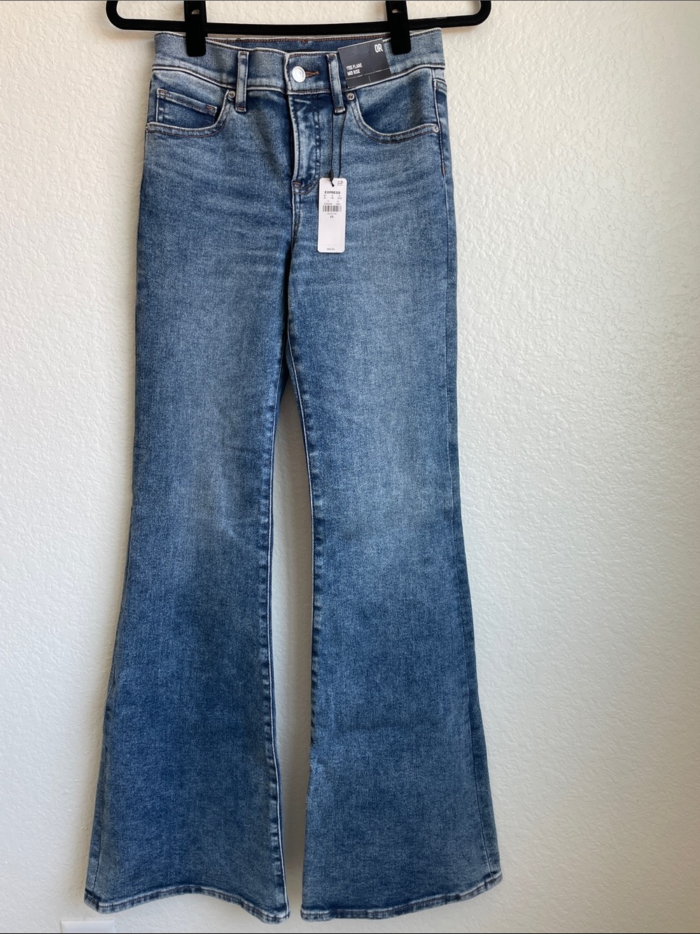 EXPEESS 70’s Flare Mid-Rise Medium Blue Jeans | 0-R